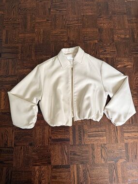Never worn - Zara Cream Zip-Front Women's Jacket